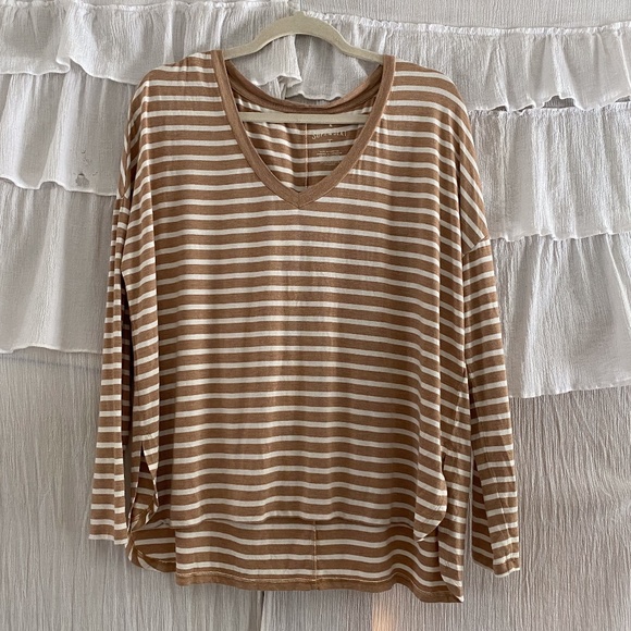American Eagle Outfitters Tops - 💖 3 for $35 American Eagle Soft & Sexy Tan Striped Long Sleeve